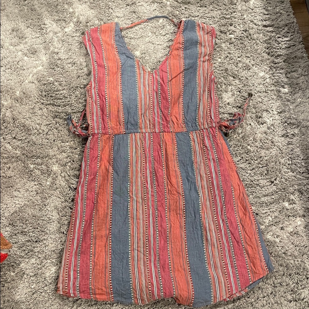 Universal Thread Multicolor Striped Garment